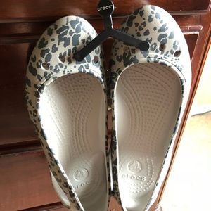 Crocs Kadee Leopard Flats Size 5